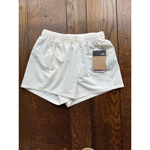 The North Face Women’s Wander Shorts 2.0 White Dune NWT Size XXL - Picture 1 of 4